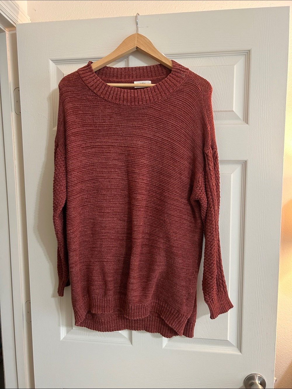 Relaxed Crewneck Sweater in Brick Rose